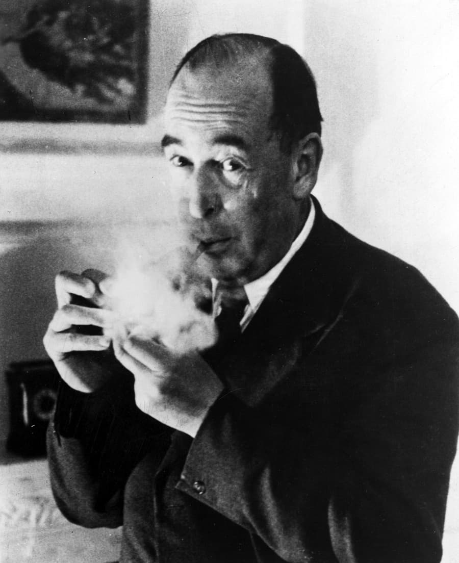 Black-and-white portrait photograph of w:C.S. Lewis smoking